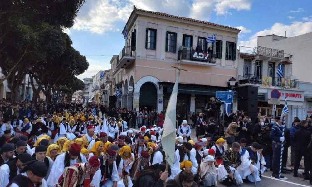 Η Καλαμάτα γιόρτασε τα 201 χρόνια από την απελευθέρωσή της (Βίντεο)